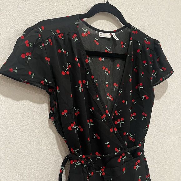 ASOS Wrap Thru Blouse Cherry Print US 10 Short Sleeve Pinup Girl Festival School - Picture 3 of 7
